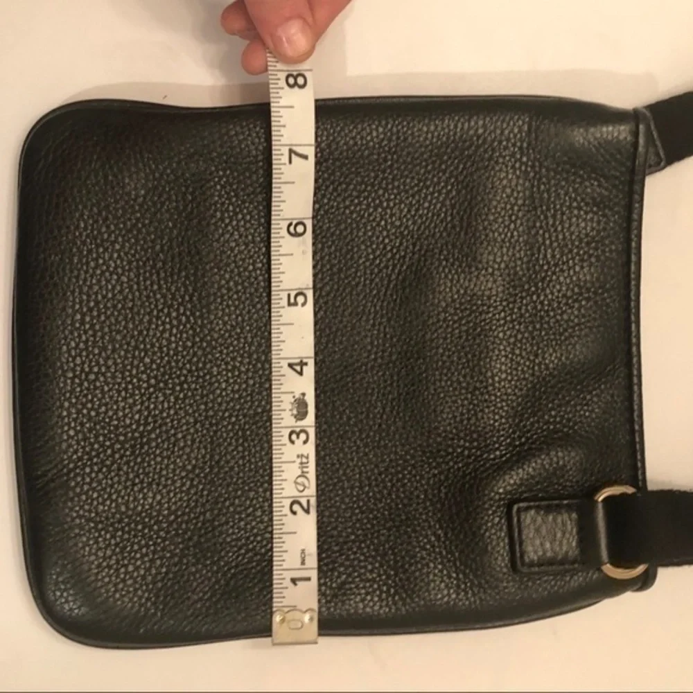 Michael kors black leather crossbody bag